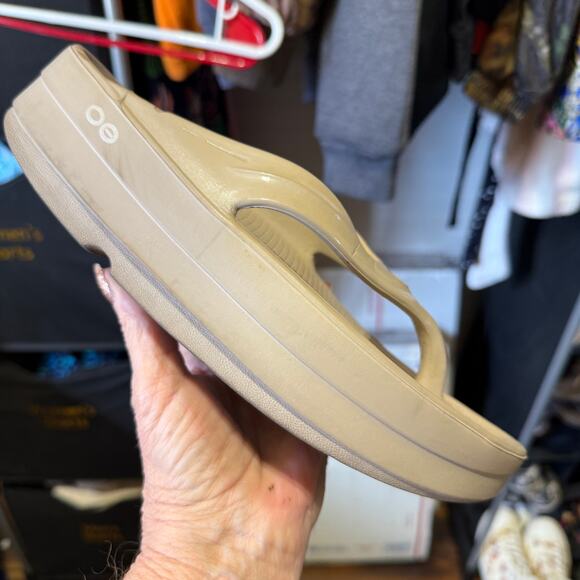 Oofos Oomega Oolala Sandal Nomad Platform Sandal Size 9 - Picture 2 of 9
